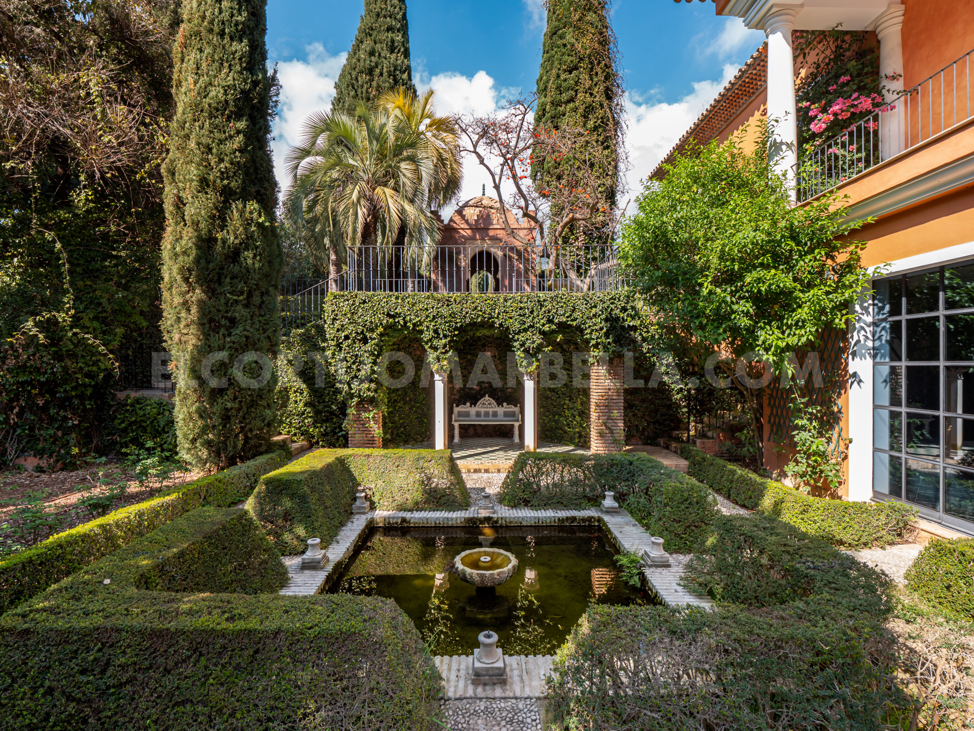 EL CORTIJO