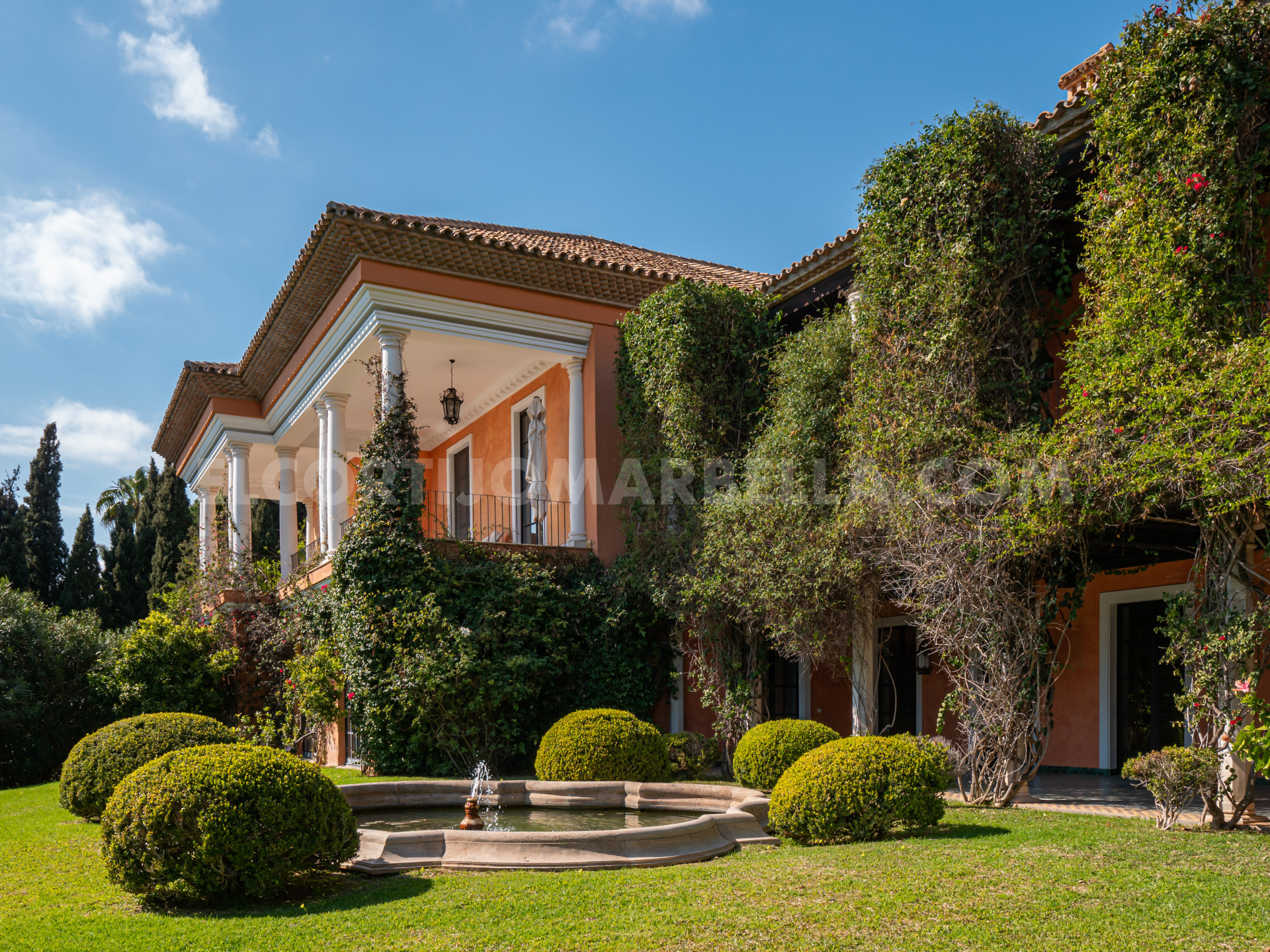 EL CORTIJO