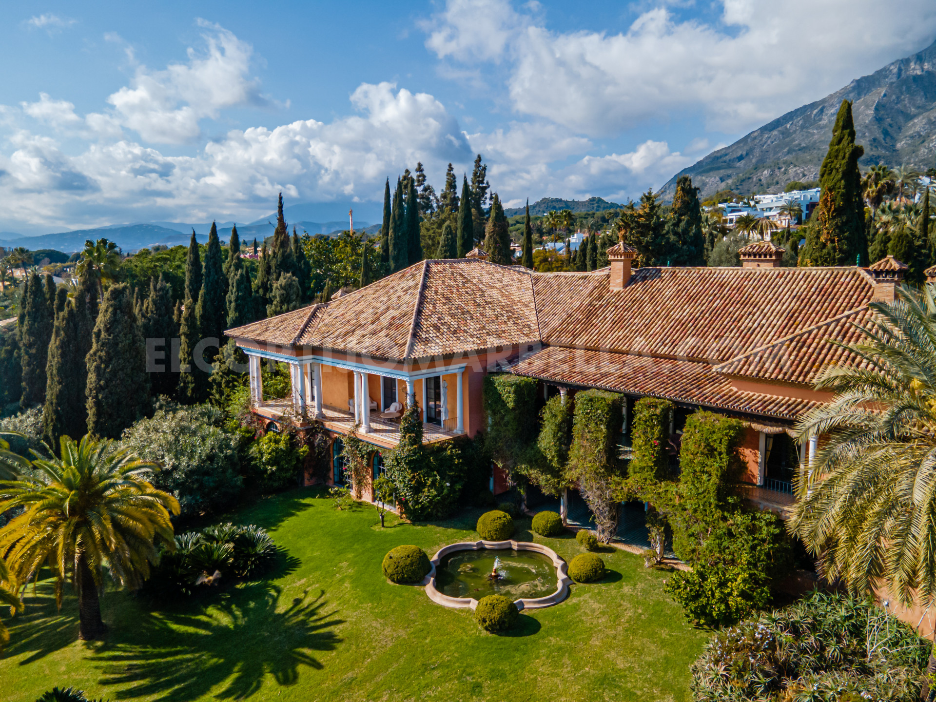 EL CORTIJO