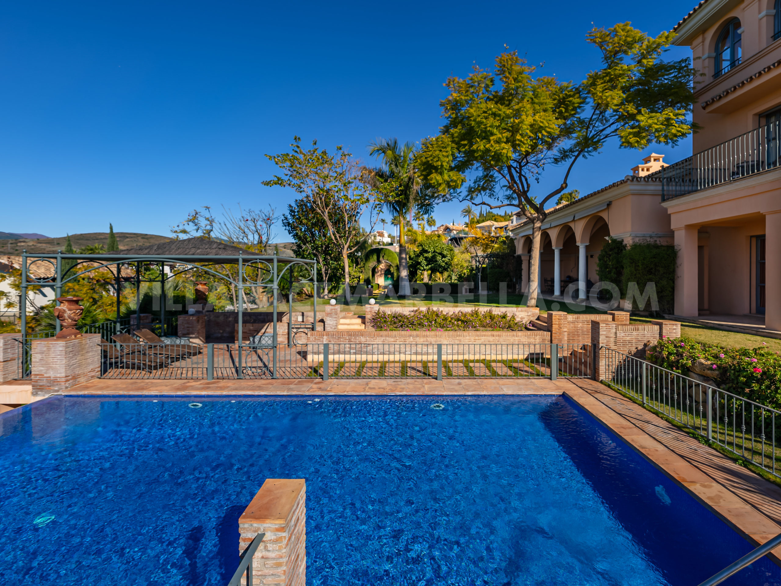 Villa Pace