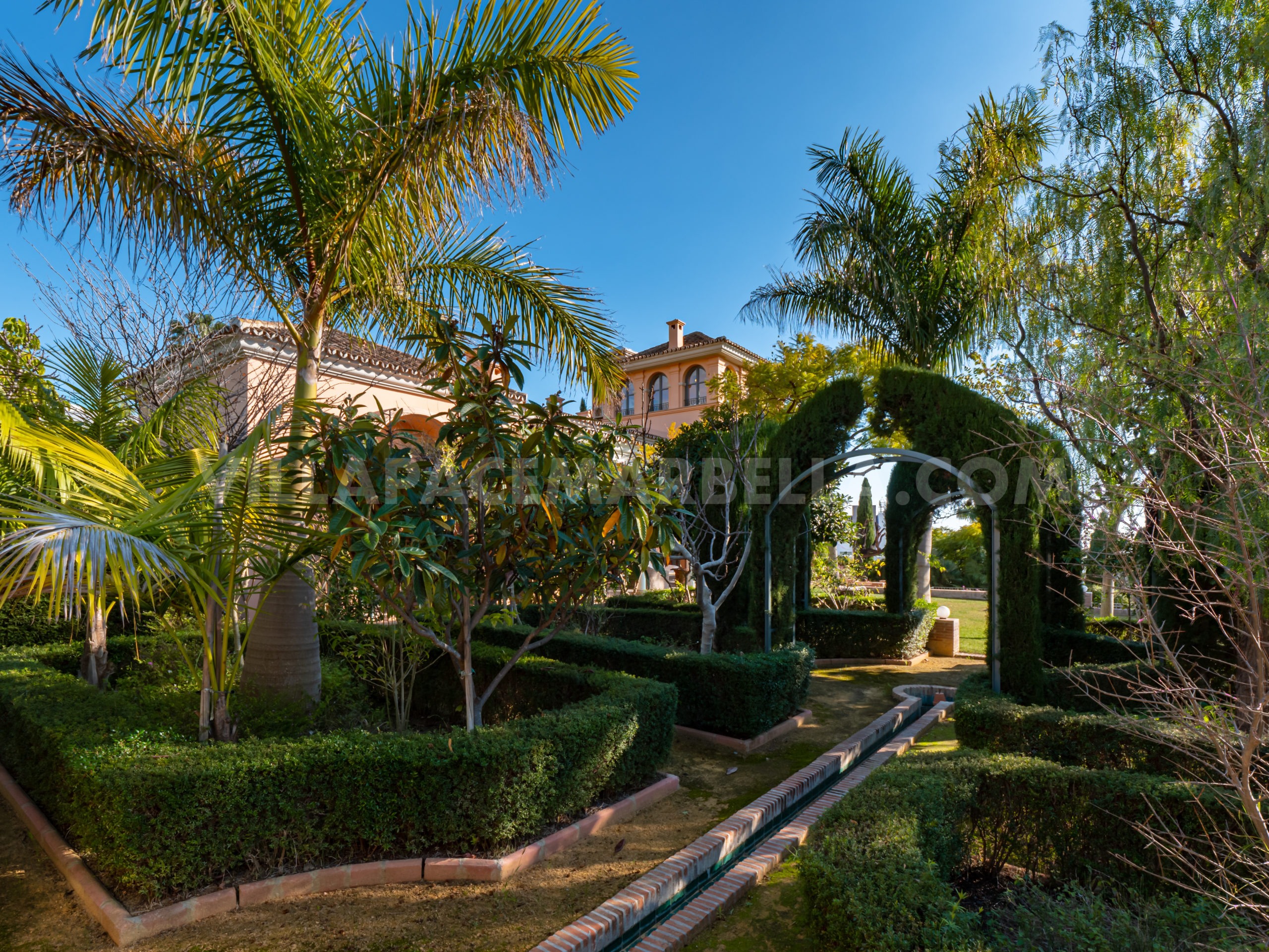 Villa Pace