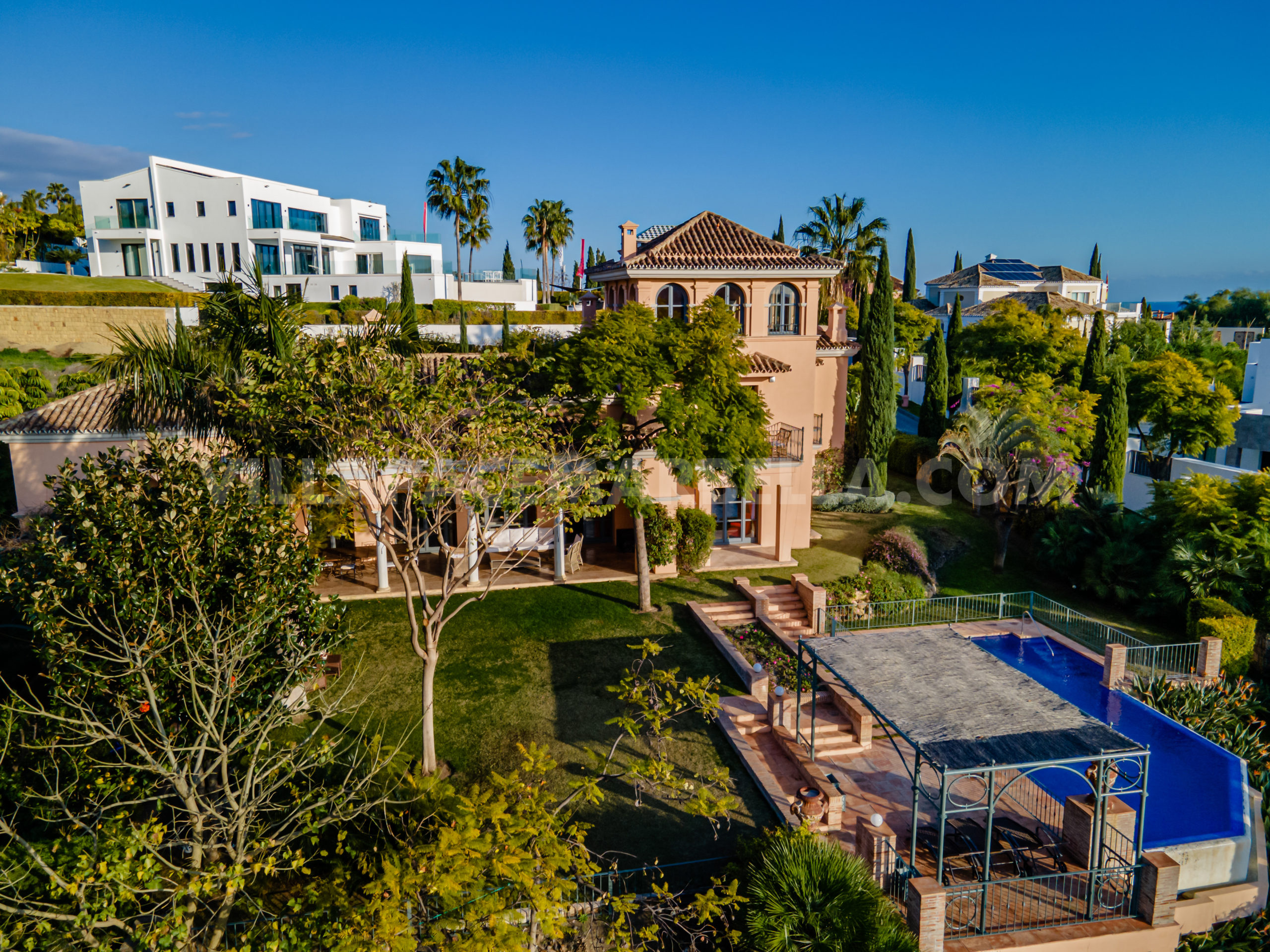 Villa Pace