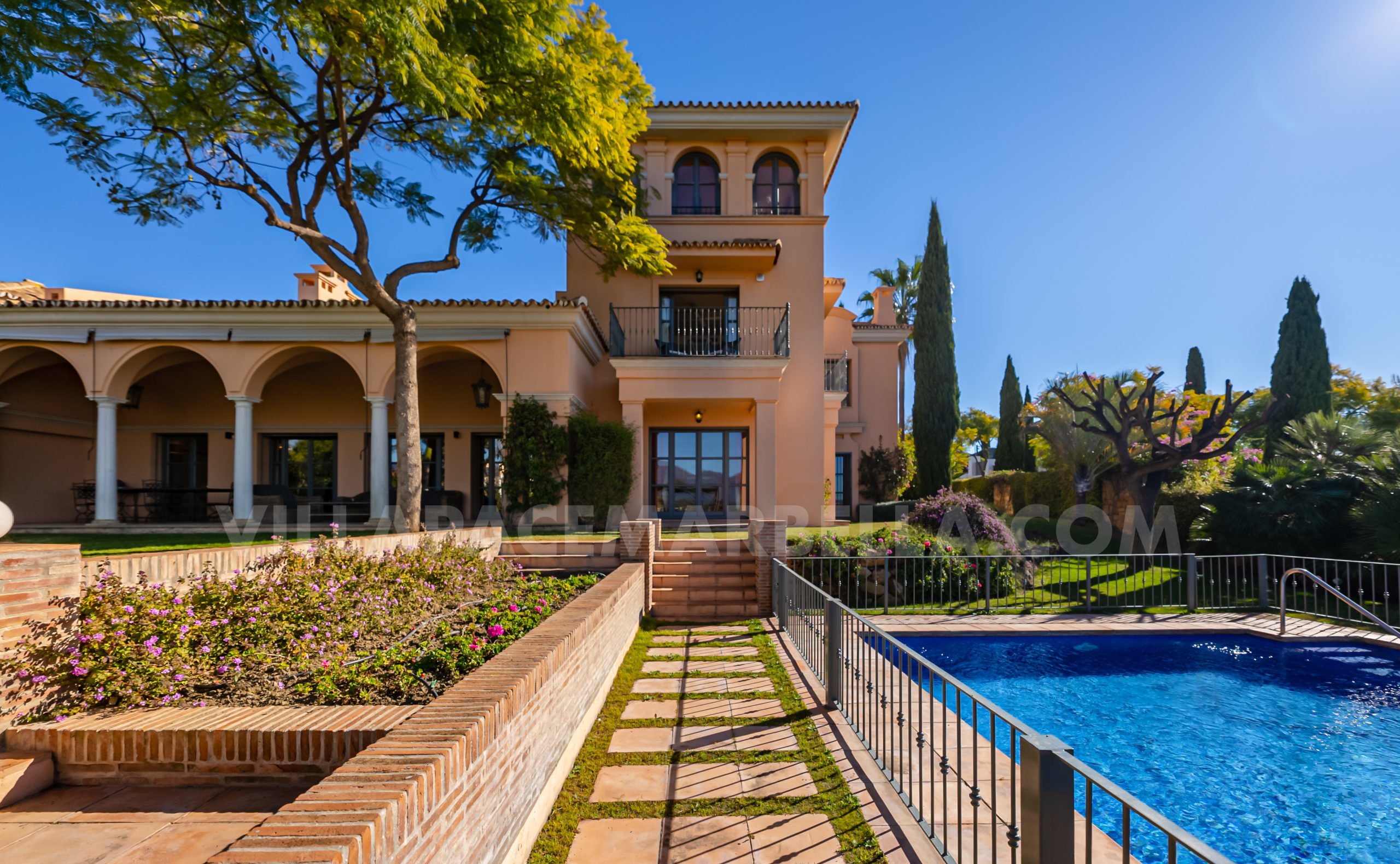 Villa Pace