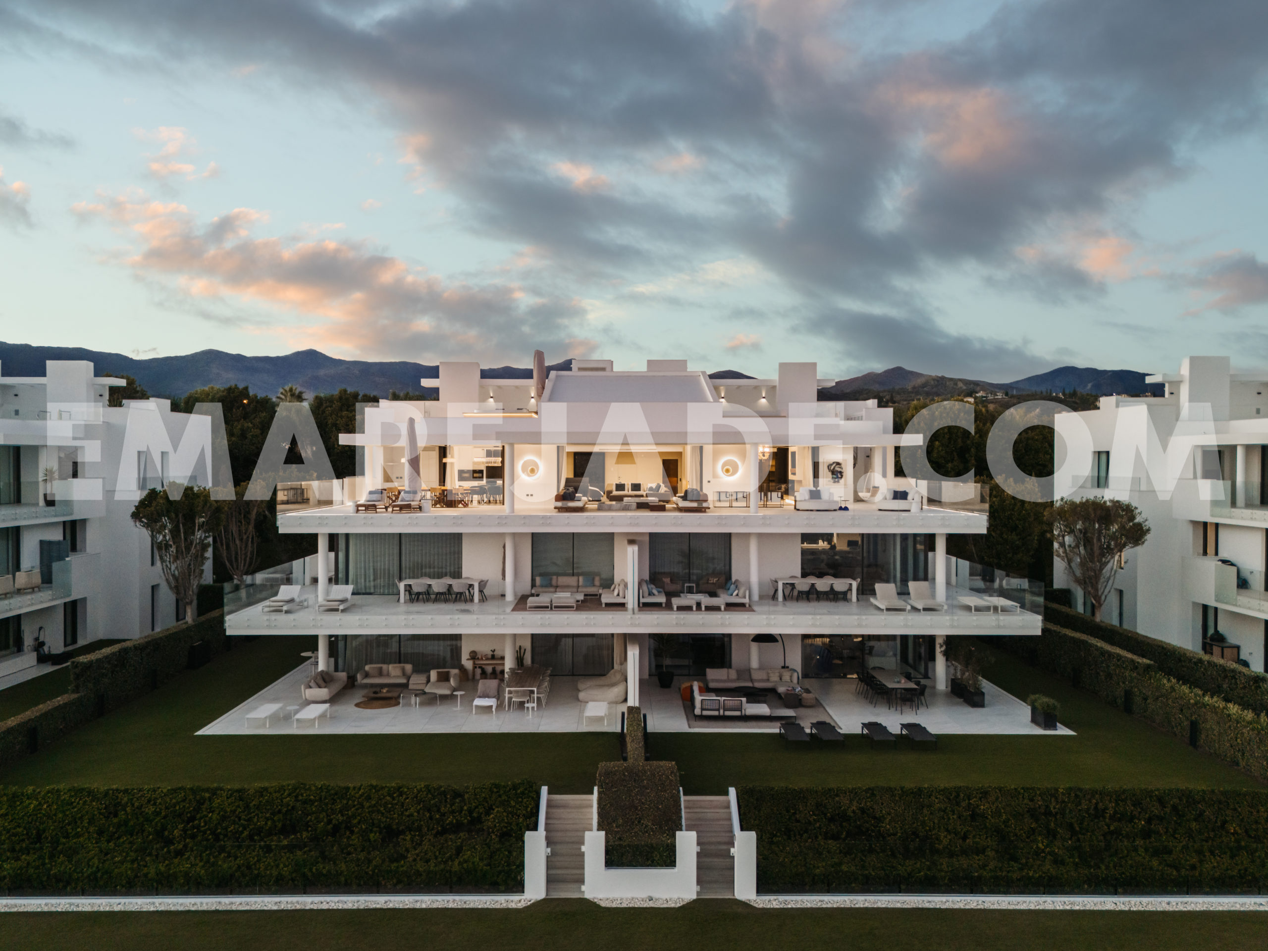 Emare Jade