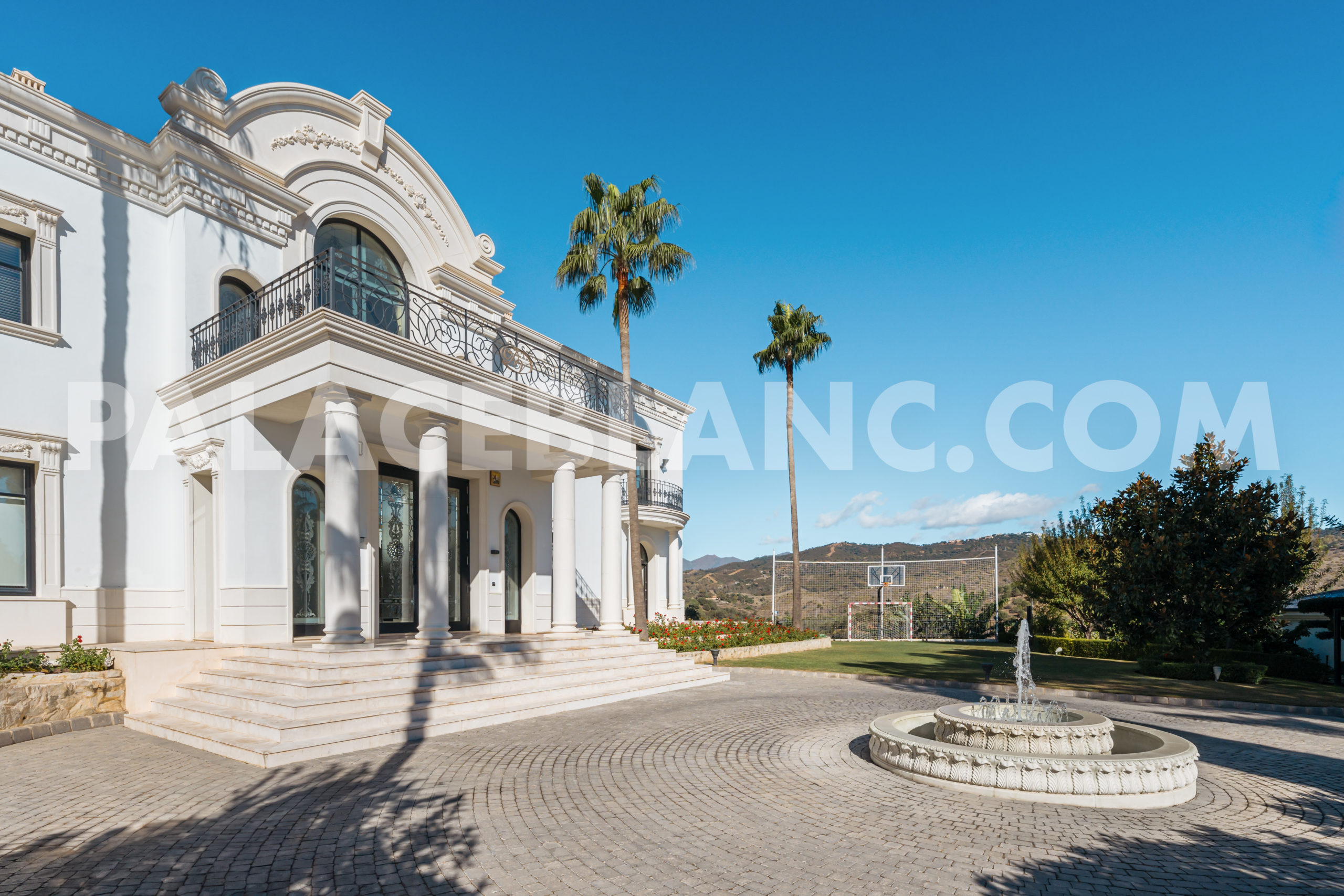 Palace Blanc