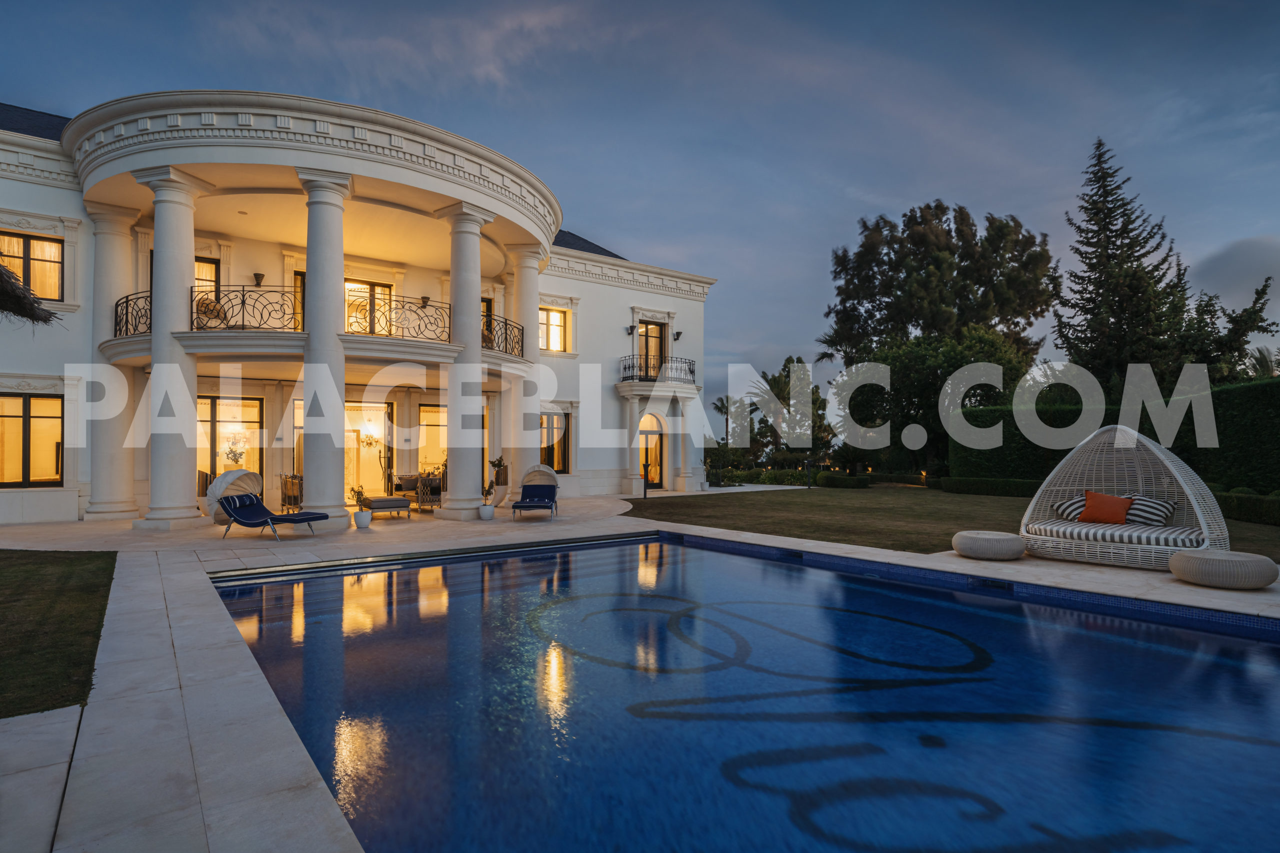 Palace Blanc