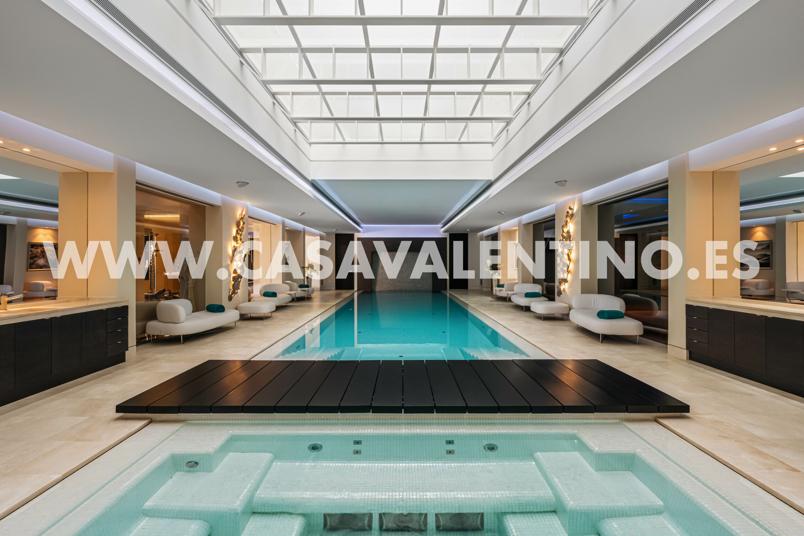 CASA VALENTINO