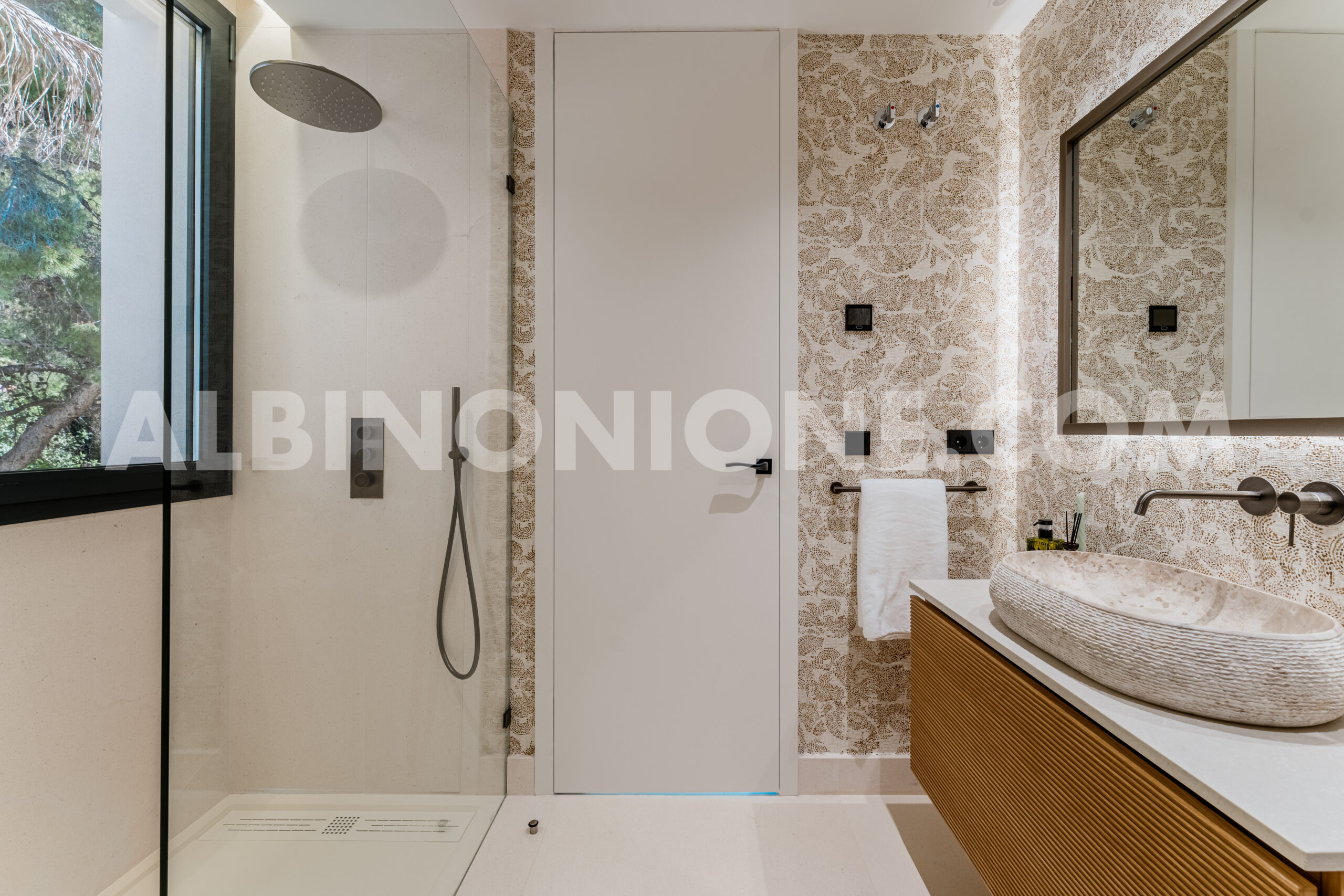 Albinoni One