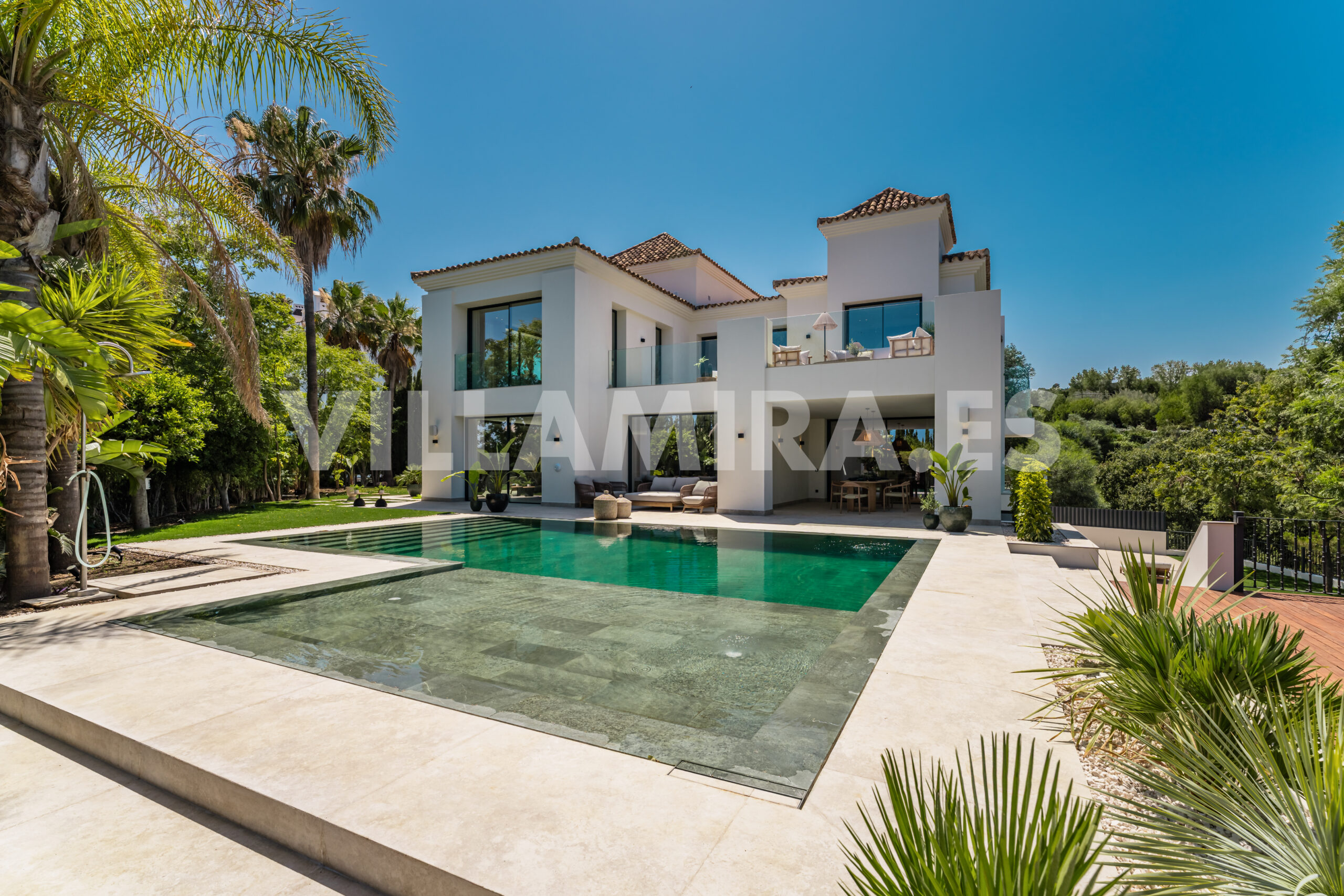 Villa Mira