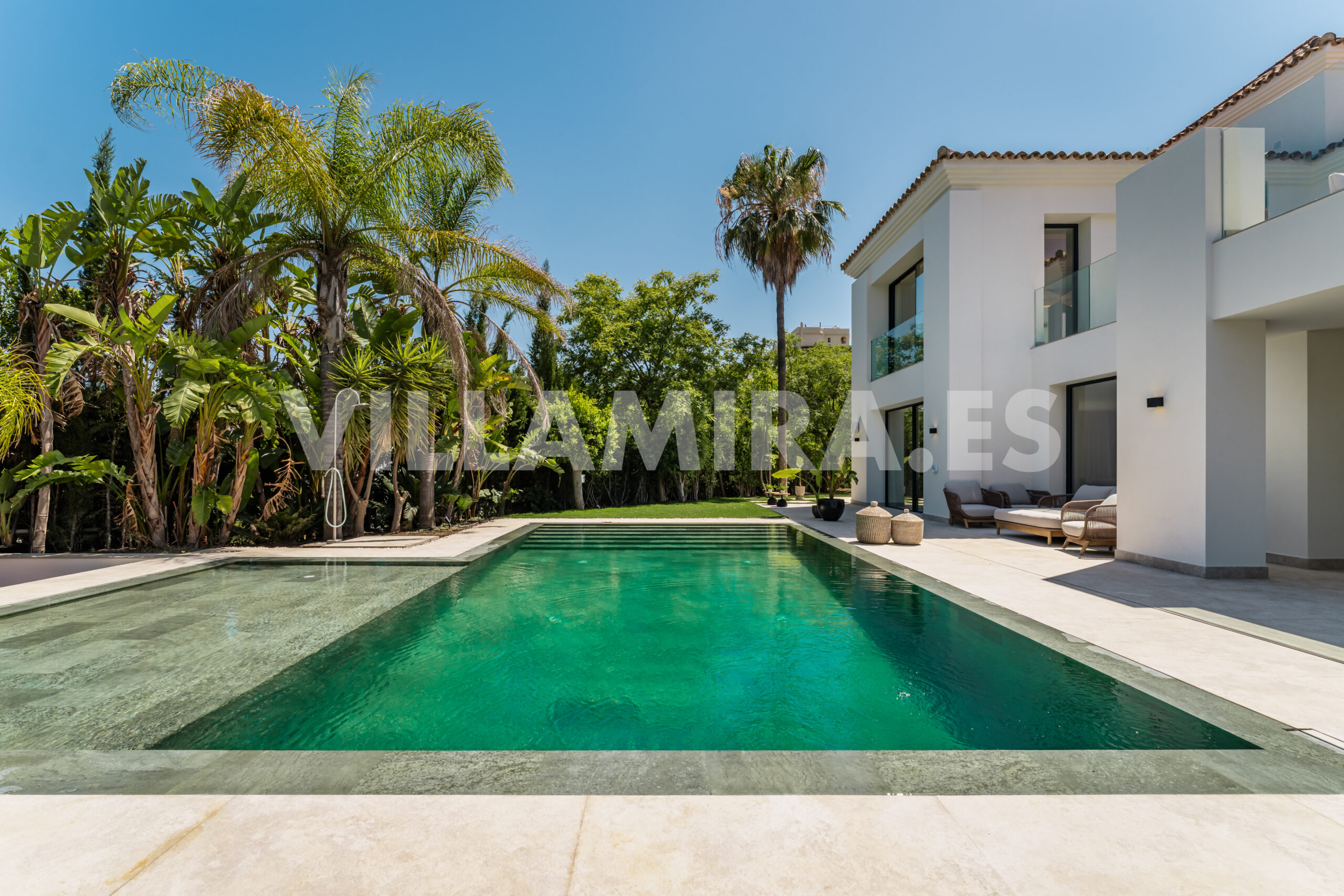 Villa Mira