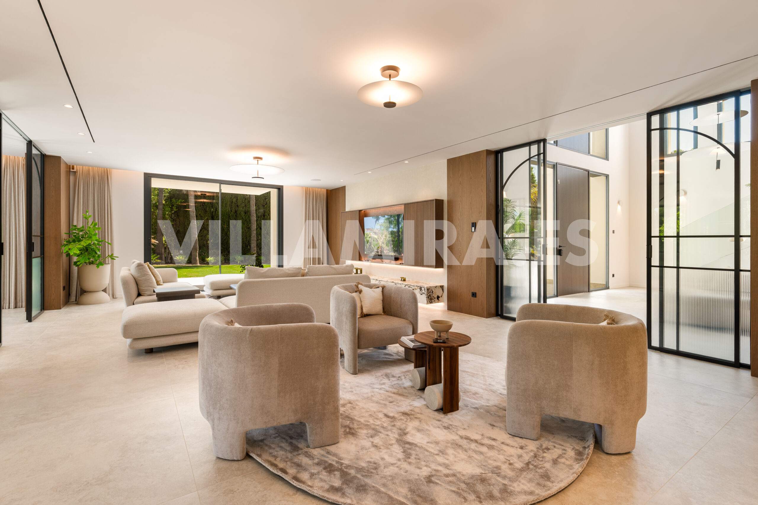 Villa Mira