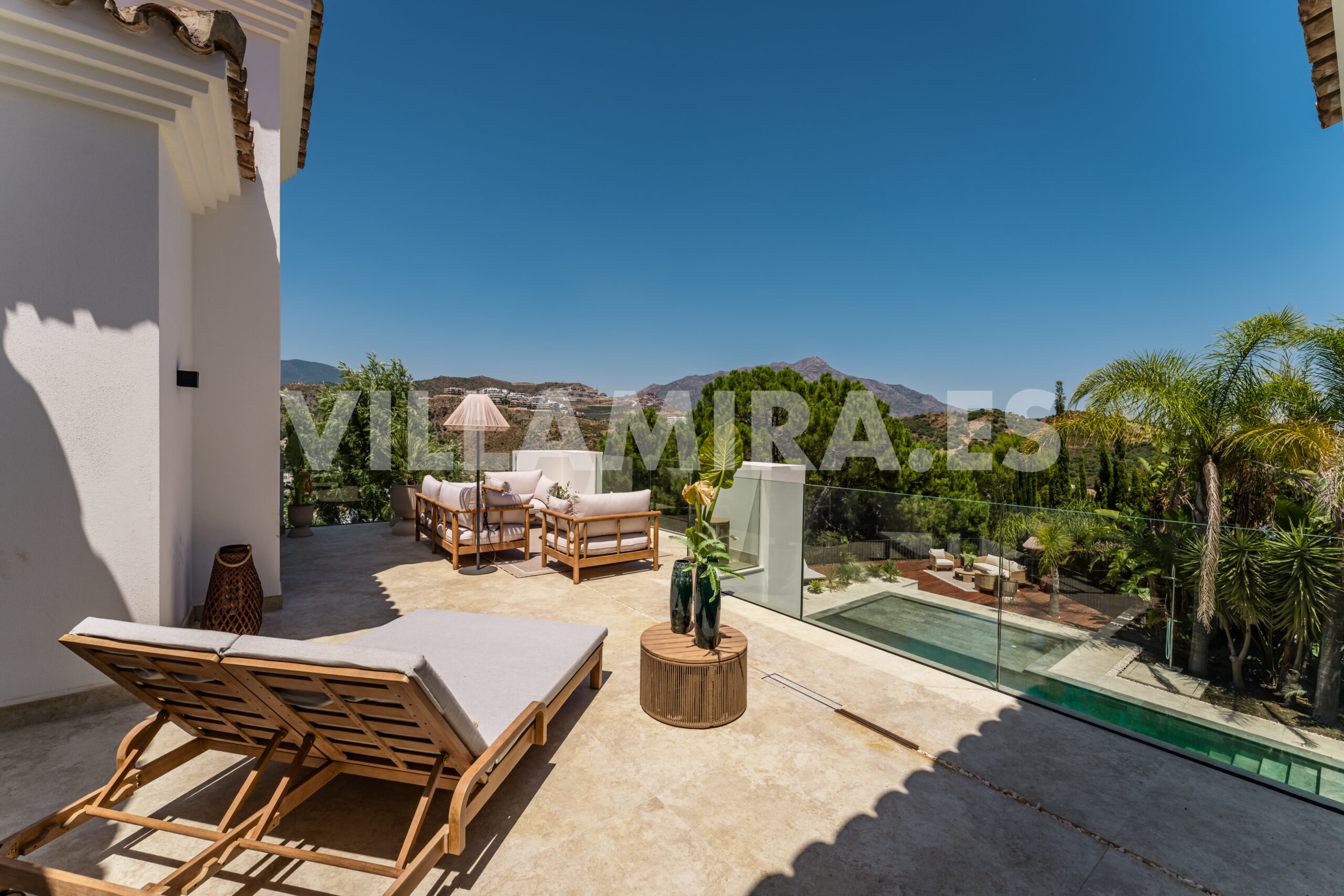 Villa Mira