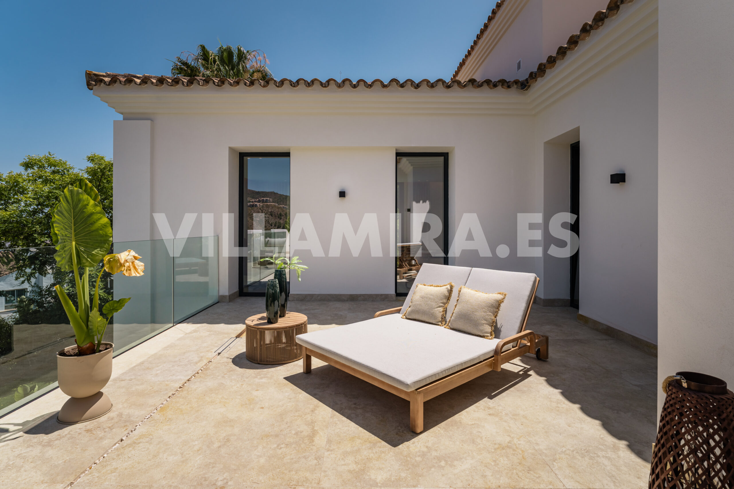 Villa Mira