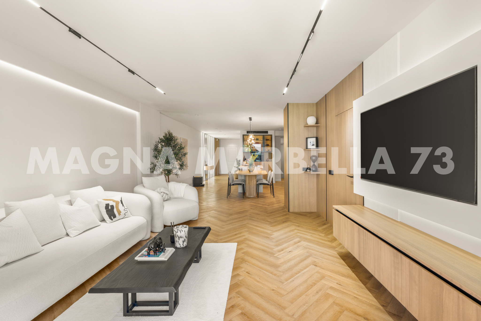 Magna Marbella 73