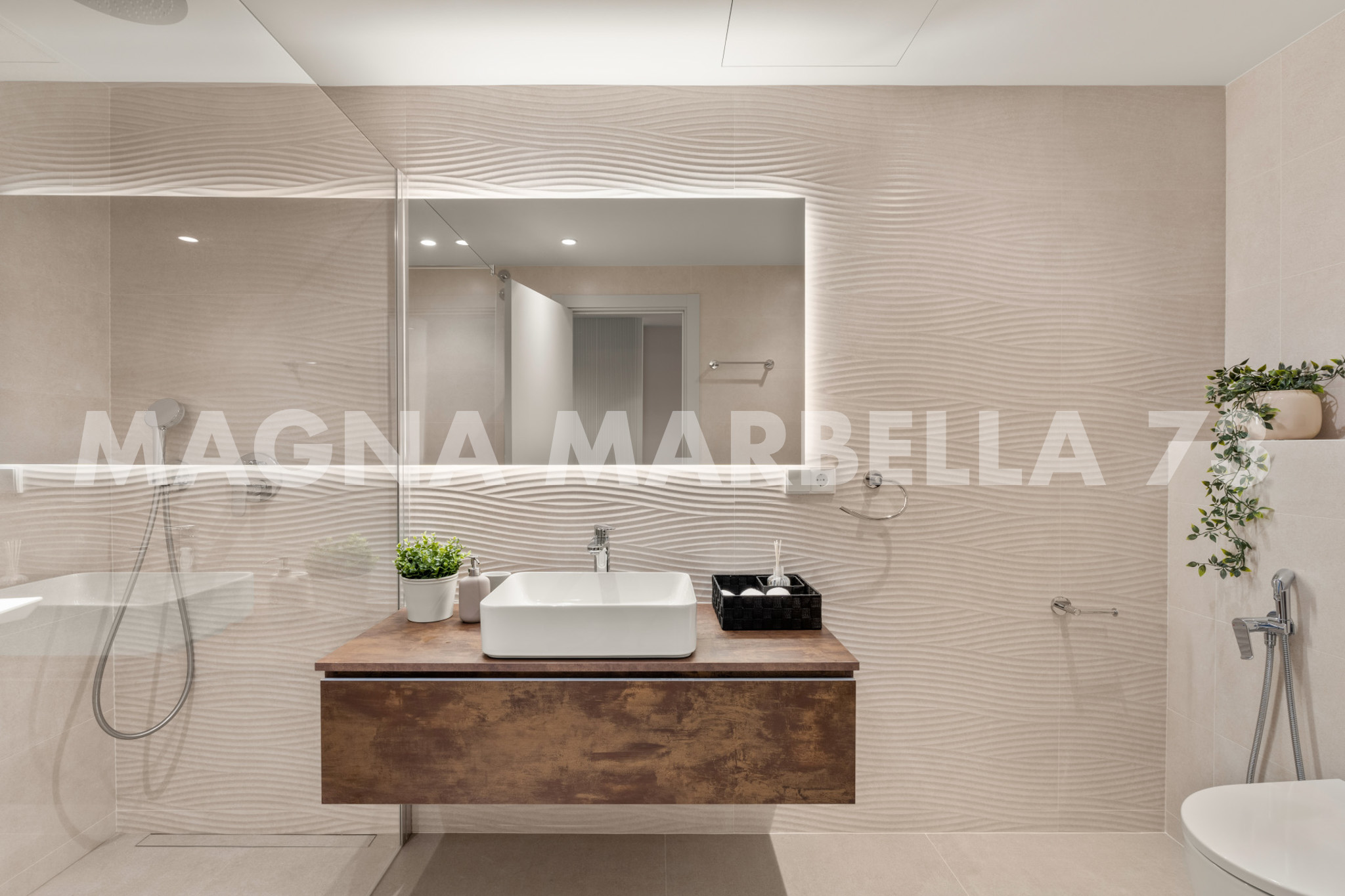 Magna Marbella 73
