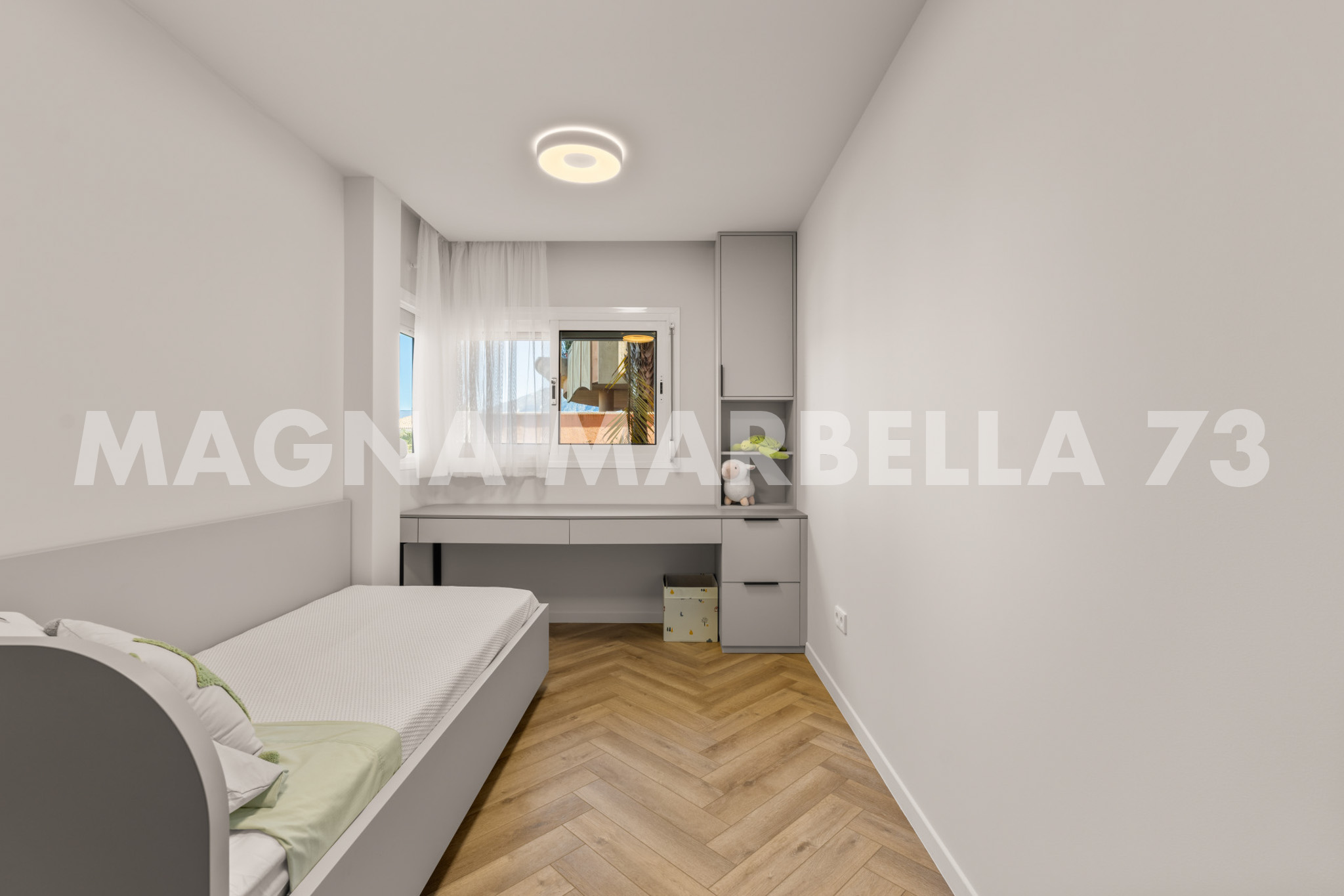 Magna Marbella 73