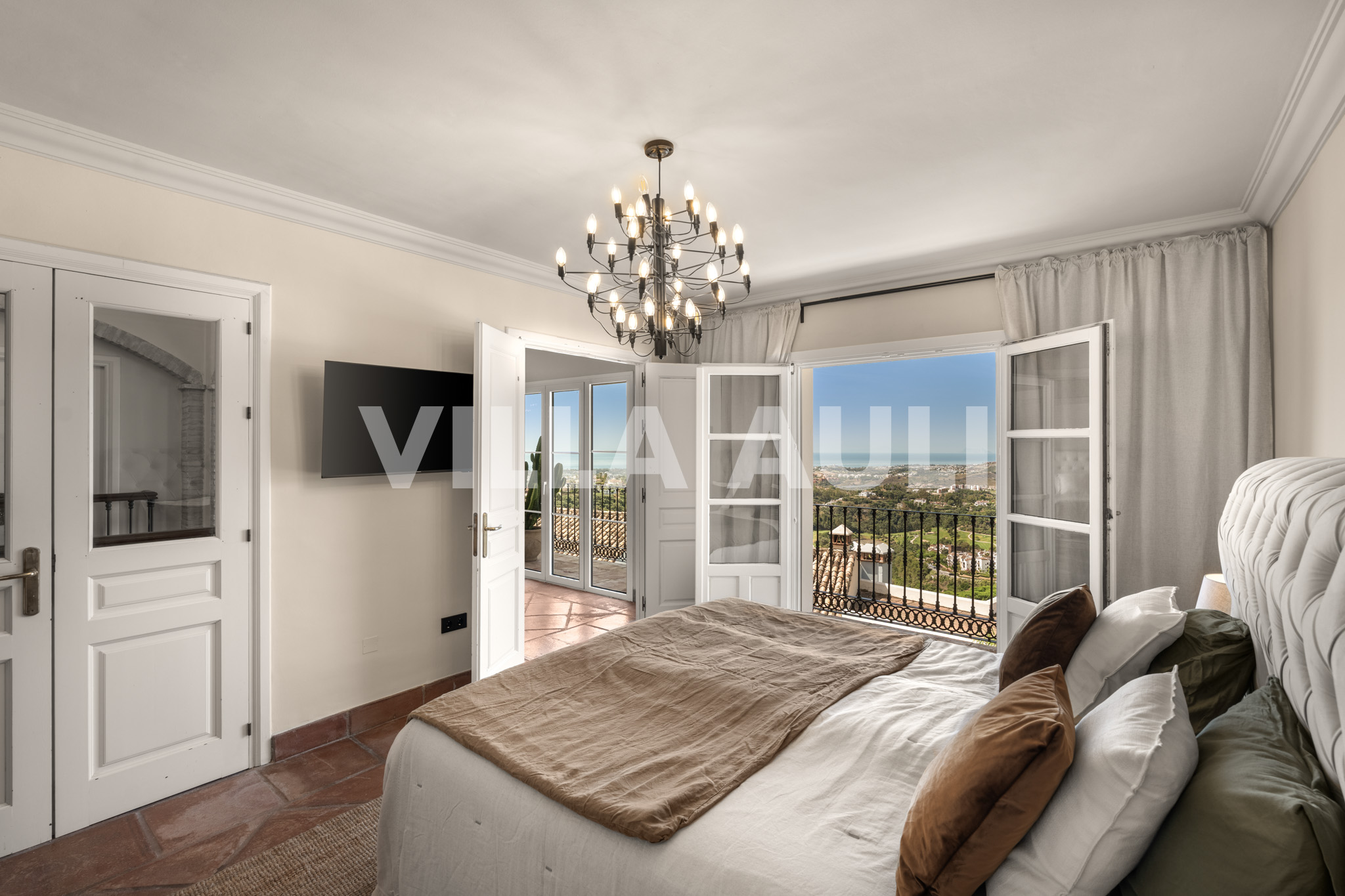 Villa Auli